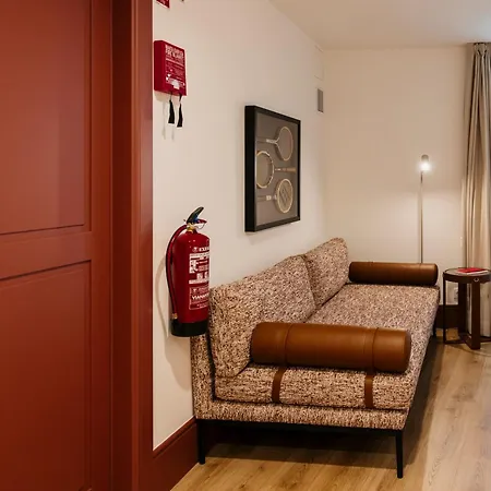 Belion House | Deluxe 202 Apartamento